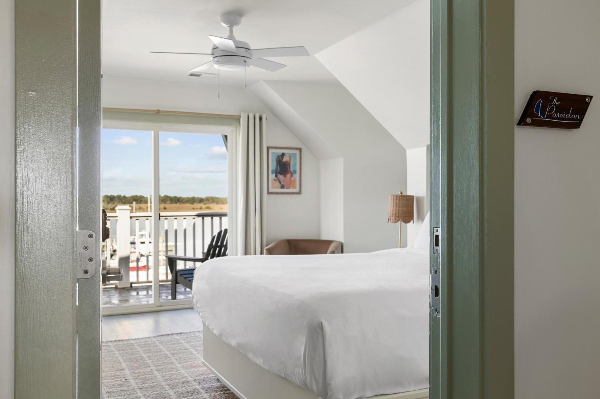 Regatta Inn - Adults Only Folly Beach Exterior photo